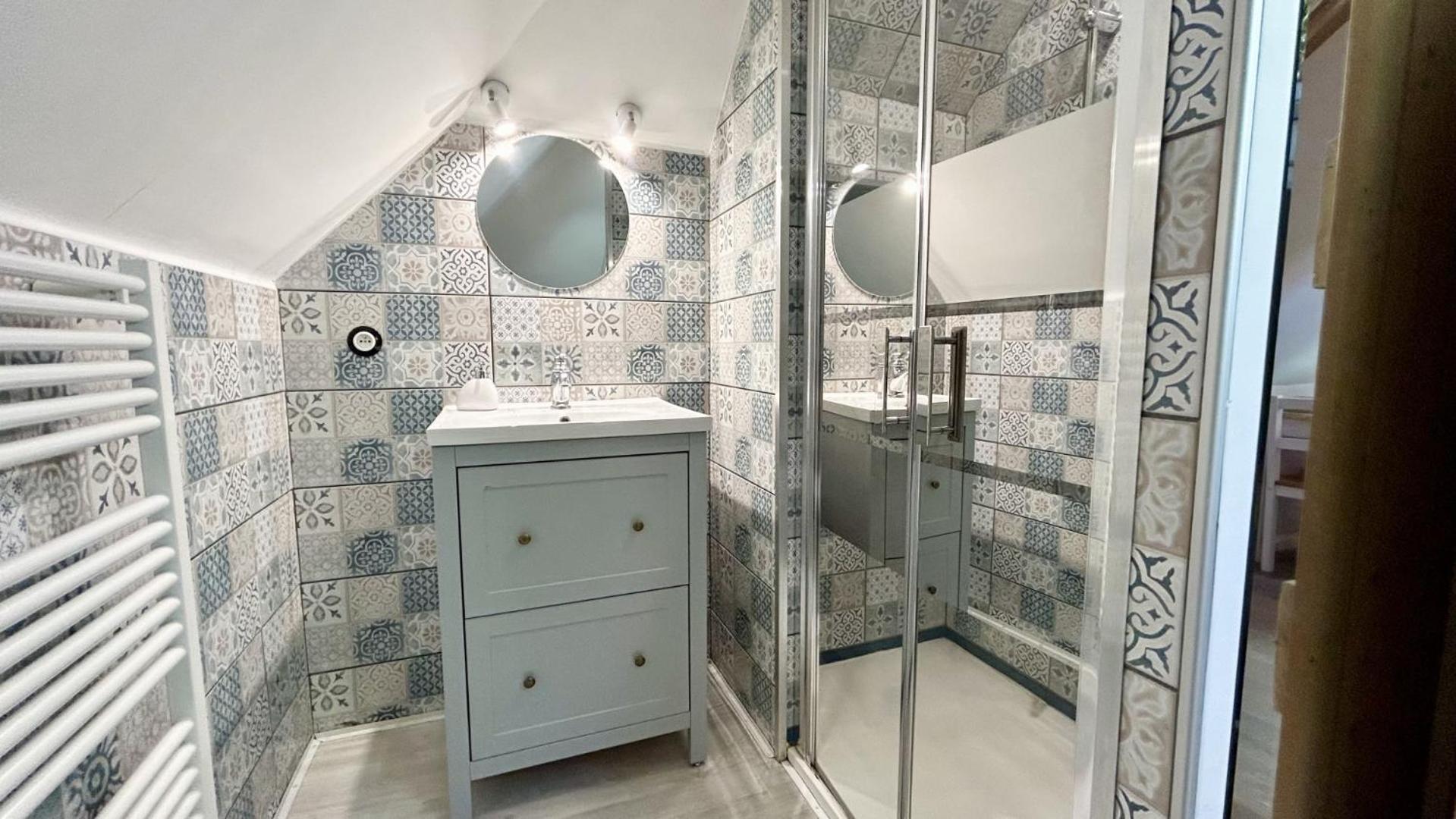 Terre & Mer'Veilles 2, Appartement Avec Spa Pour 2 Personnes Favières Eksteriør bilde